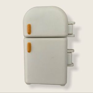 Little Critters/ Littlest Pet Shop Fridge.